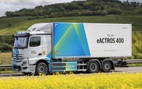 メルセデスベンツ、電動トラックの選択肢拡大...『eActros 400』欧州発表 画像