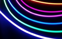 フッ素化合物不使用の光ガイディングバー、自動車内装照明などに...フクビ化学が開発 画像