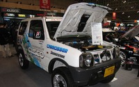 【東京オートサロン10】クスコがEV化した ジムニー を開発 画像