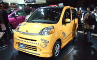 【東京オートサロン10】ステッカーチューンという提案…ホンダアクセス 画像