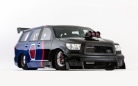 【SEMAショー12】トヨタのフルサイズSUV、セコイアにドラッグレーサー…0‐400m加速は9秒台 画像