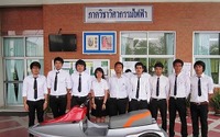 タイの学生、洪水救助用に電動三輪水陸両用車試作 画像