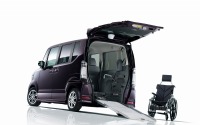 【ウェルフェア13】ホンダ、N BOX+ の車いす仕様車などを出展 画像
