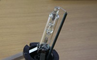 フィリップス製キセノンバルブにある「へそ」の謎 画像