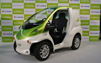 住友三井オートサービス、医薬品卸売会社に 超小型EV コムス 15台をリース供給 画像