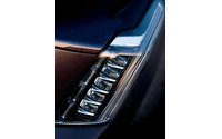 キャデラックのフルサイズSUV、エスカレード …新型を予告 画像