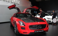 【東京モーターショー13】メルセデスベンツSLS AMG GT ファイナルエディション…インテリアもスポーツさとラグジュアリー感を強調 画像