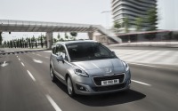 プジョー、新型 5008 フェイスリフトモデルを発売…フロントマスクを刷新 画像
