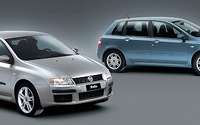 【ジュネーブ・ショー2001出品車】とりあえず第一報---フィアット『スティーロ』 画像