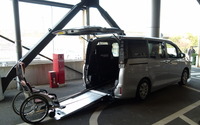 【トヨタ ヴォクシーX 車いす仕様車 試乗】ノウハウ生きた手際のよい造り…島崎七生人 画像