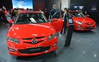 【北京モーターショー14】中国でアテンザ 3世代併売中、その理由は?…マツダ中国副社長に聞く 画像