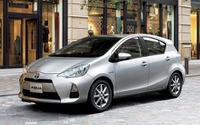 トヨタ アクア が2か月連続のトップ…11月車名別新車販売 画像