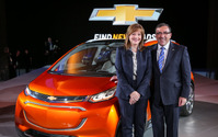 【デトロイトモーターショー15】シボレーの次世代EVコンセプト、BOLT …GM の環境車戦略を提示 画像