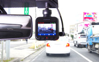【GARMIN GDR43J インプレ後編】広視野角化&オービスアラートで飛躍的に高められた実用性 画像