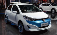 【上海モーターショー15】トヨタ車ベースの自主ブランドEV、2台が2016年に市場投入 画像