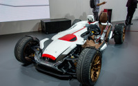 【フランクフルトモーターショー15】ホンダ、大胆コンセプト初公開…二輪と四輪がひとつに 画像
