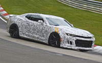 カマロ 史上最速で最強の「ZL1」次期型、ニュルを攻める 画像