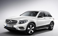 【フランクフルトモーターショー15】メルセデス GLK 後継、GLC …純正アクセサリー初公開 画像
