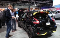 【ロサンゼルスモーターショー15】日産 ジューク に「スティンガー」…黄色と黒の限定車 画像