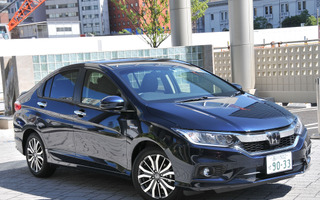 【ホンダ グレイス 試乗】目立たないセダンだが、安全装備は大きな優位性…丸山誠 画像