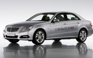 【ジュネーブモーターショー10】メルセデスベンツ初のディーゼルHV、Eクラスへ…2011年発売 画像
