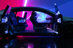 FORVIA、次世代車内空間コンセプト「Saphir」発表 画像