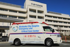 「広い、揺れない、使いやすい」新型救急車、ベルリングが平塚市民病院に納入 画像