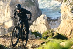 ボッシュ、eBike向けABS改良で制動性能向上...「M+」機能で自動変速も実現 画像