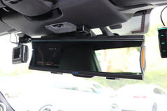 駐車中の衝撃を感知し録画…コムテック、ハリアーのデジタルインナー