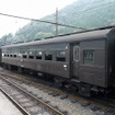 大井川鐵道は国鉄の「長距離鈍行」をイメージした列車ツアーを4月23日に開催。写真のスハフ42形（手前）など客車4両で運行する。