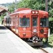 8500系のデザインは『富士登山電車』（写真）などを手掛けた水戸岡さんが担当した。