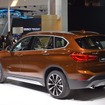 新型 BMW X1 のロングホイールベース（北京モーターショー16）