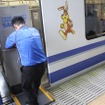 うらがわら駅に到着してカーゴを搬出。