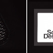 ソニックデザイン純正ロゴバッジ（右）とソニックデザイン特製ロゴステッカー