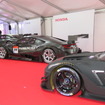 手前から日産GT-R、ホンダNSX、レクサスLC500。