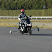 コンチネンタル・オートモーティブの旭テストセンター（千葉県旭市）にて二輪用ABSを体験。