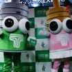 TEIN（テイン）は純正品と同じ形状のショックアブソーバーを開発中の新製品として参考展示していた。