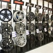 RAYS TE037 DURA/TE37SAGA詳細を企画担当者に聞く（東京オートサロン17）