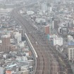 オフィスからも東海道新幹線や東海道本線、名鉄線などの姿を見ることができる。