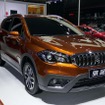 中国専用のフロントグリルを与えられたSX4 Sクロス（中国名：驍途）