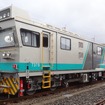 JR西日本が試験的に導入する「線路設備診断システム」。走りながら線路の状態をチェックできる。