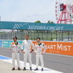 #16 NSX-GTの鈴鹿1000km参戦トリオ、左から武藤英紀、バトン、中嶋大祐。