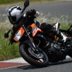 元ロードレース世界選手権GP250チャンピオンの原田哲也さん。