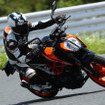 元ロードレース世界選手権GP250チャンピオンの原田哲也さん。