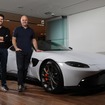 アストンマーティンラゴンダリミテッド車両エンジニアリングチーフエンジニアのマット・ベッカー氏（右）とインテリアデザイン担当のマット・ヒル氏（左）