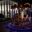 週末の金曜から日曜まで運用されるメリーゴーランド
