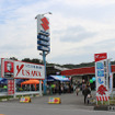 栃木県栃木市西方町にある「ユサワ自動車」。「ちゃんと買い」を推奨し、最良のタイヤを提案してくれる