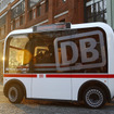 自動運転時代に、無人バスの運賃支払いはどうなるのか。写真はドイツ鉄道（DB）の無人バス
