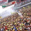 メインストレート開放。MotoGPイタリアGPの表彰式でのメインストレートの様子