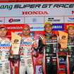タイ戦を制した4人、左からGT500の可夢偉、コバライネン、GT300の平中、安田。